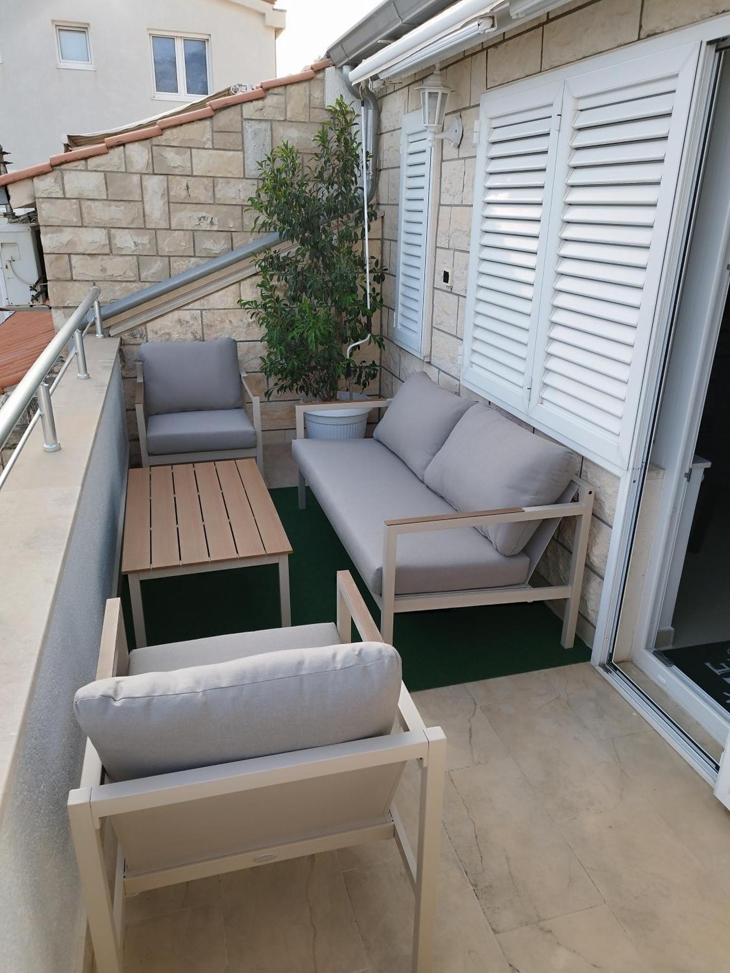 Ferienwohnung Am Sandstrand Omiš Zewnętrze zdjęcie